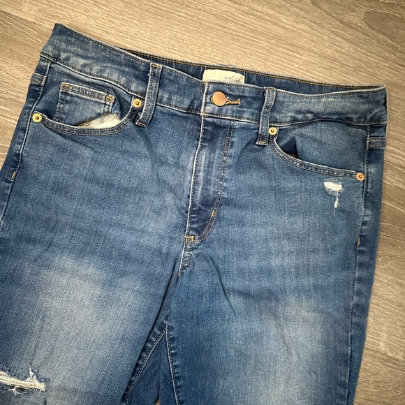 •UNIVERSAL THREAD• HIGH RISE SKINNY JEANS - Picture 5 of 5